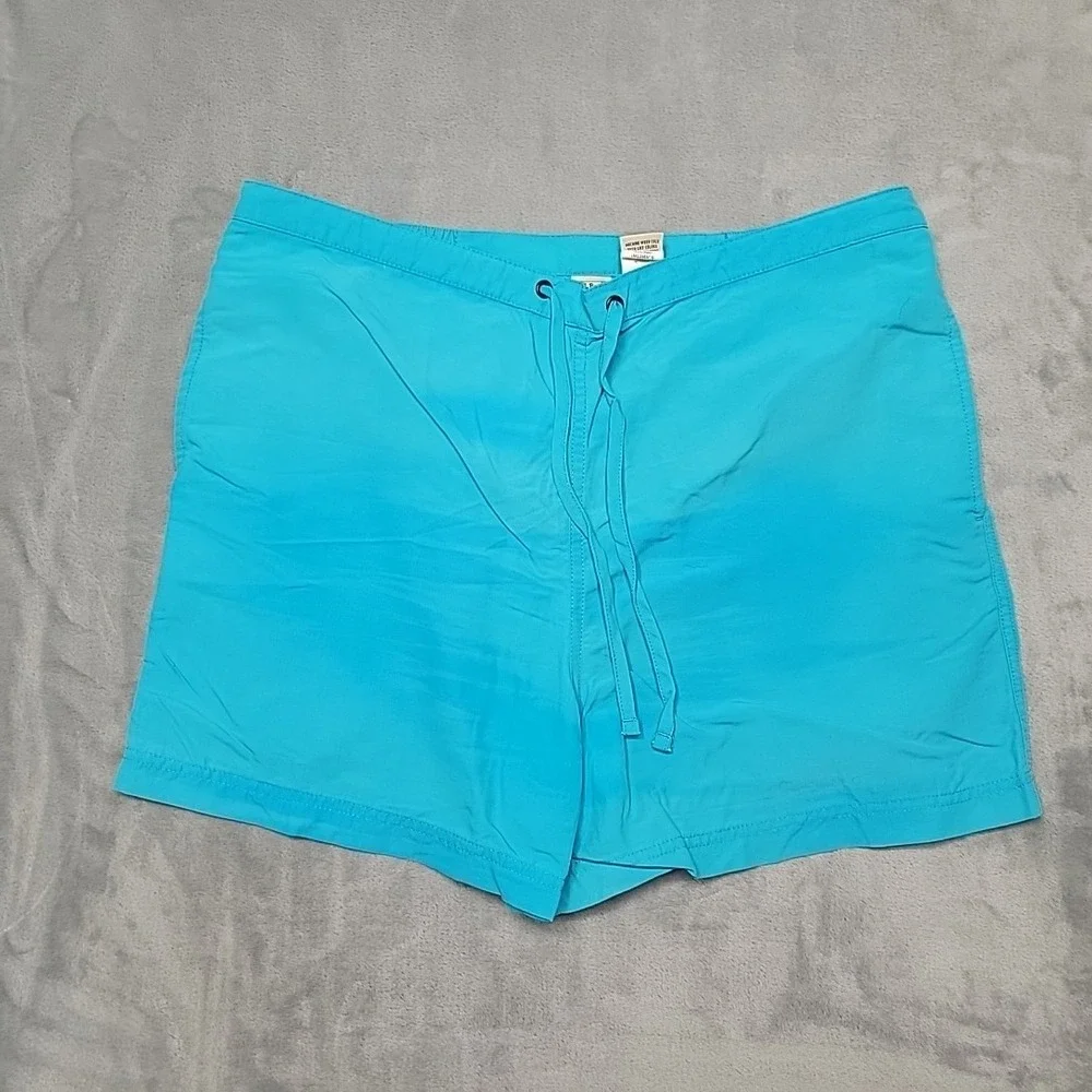 L.L. Bean Shorts Mens M Blue Supplex Nylon Board Swim Trunks Hiking Outdoor